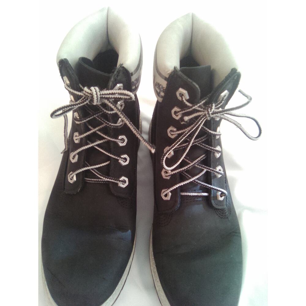 Women's Timberland Black Winter / Work Boots – Classic Padded Collar Style - Picture 11 of 13